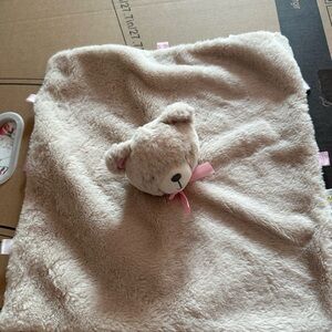 Kelly Baby Sleepy Beige Bear Security Pink Blanket Rattle Satin Tags